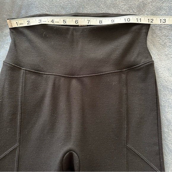 Assets Red Hot Label by Spanx High Rise Shapwear Leggings Black - Picture 6 of 13